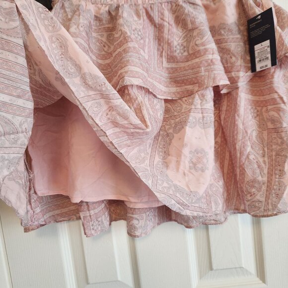 Universal Thread Pink Paisley Print Ruffle Mini Skirt L Elastic Waist Lightweigh - Picture 5 of 8